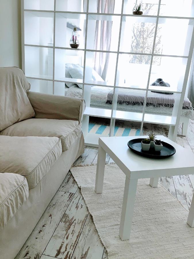 Cosy&White Apartment In Daugavpils Ngoại thất bức ảnh