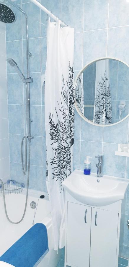 Cosy&White Apartment In Daugavpils Ngoại thất bức ảnh